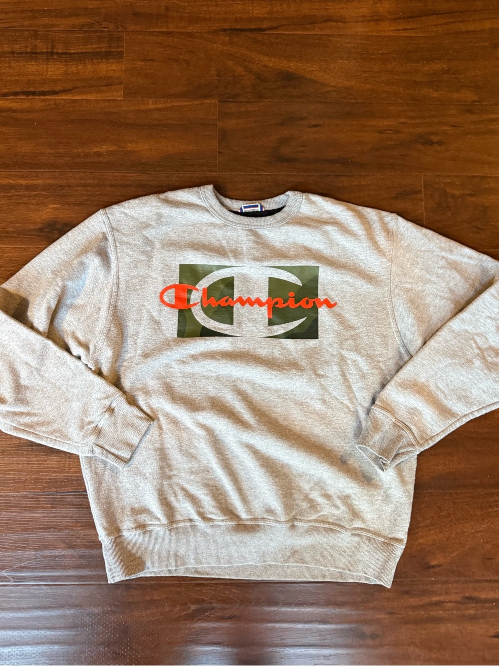 Grey Heather Champion Crew Neck size large
